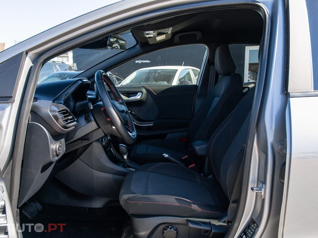 Ford Puma 1.0 EcoBoost MHEV ST-Line Aut. — fotografia 12