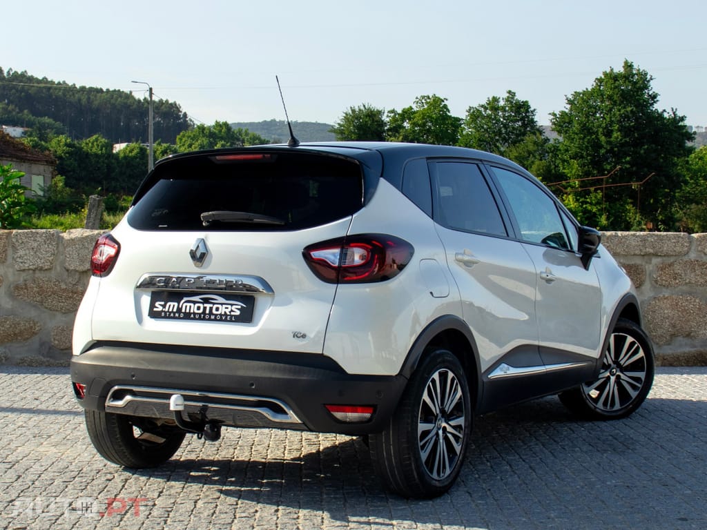 Renault Captur 1.2 TCe Initiale Paris EDC