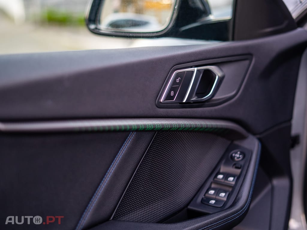 BMW 216 d Pack Desportivo M