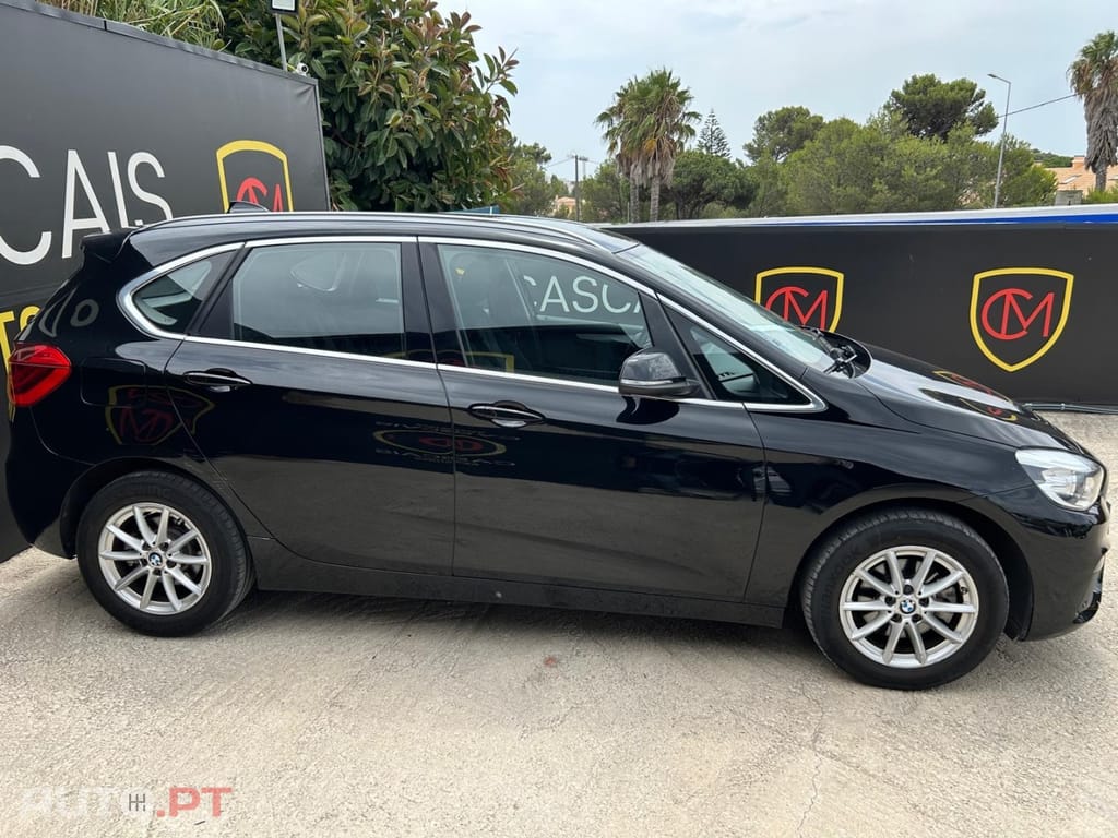 BMW 216 d Auto