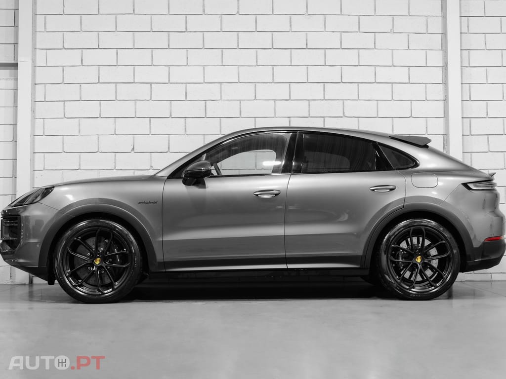 Porsche Cayenne Turbo E-Hybrid Pacote GT