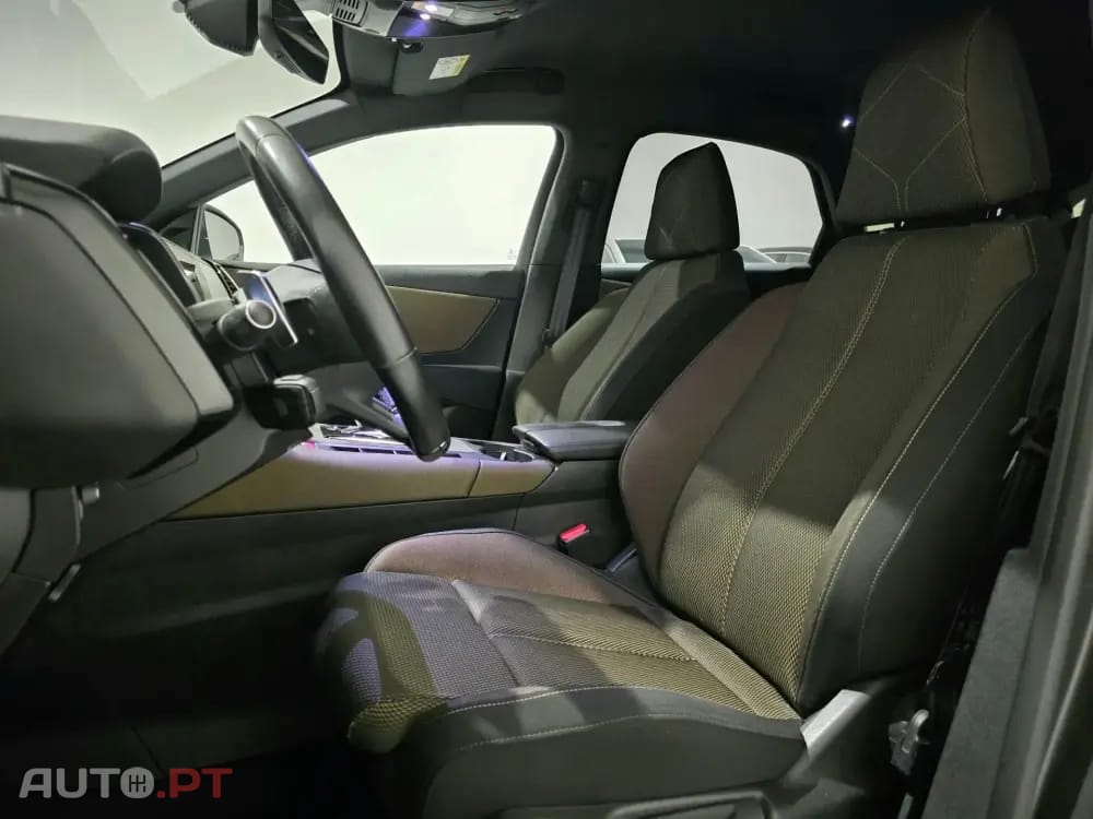 DS DS7 Crossback E-Tense Bastille+ EAT8