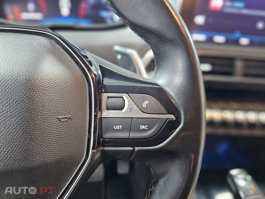 Peugeot 5008 1.2 PureTech Allure EAT8