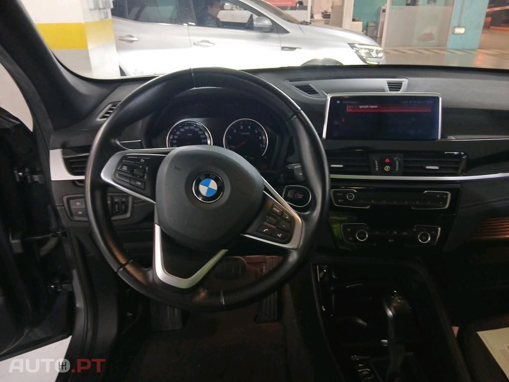 BMW X1 25 e xDrive xLine