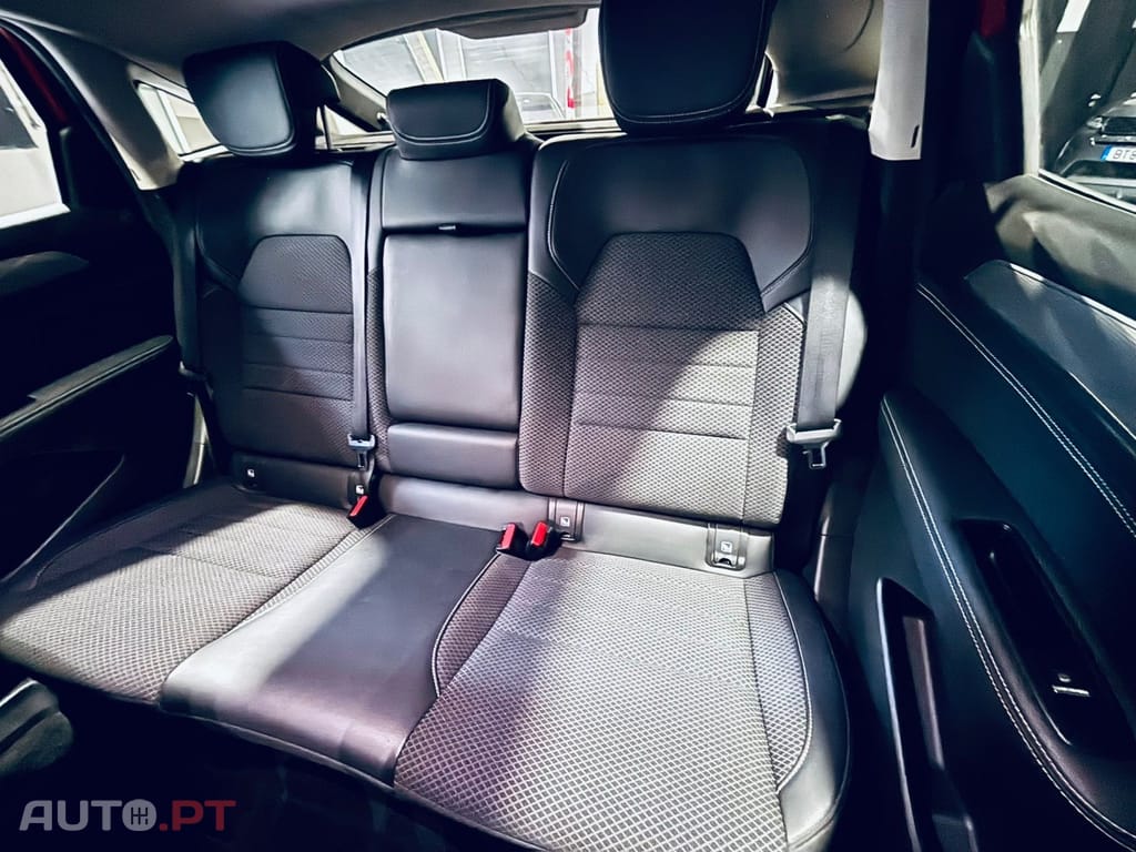 Renault Arkana 1.6 E-Tech Intens