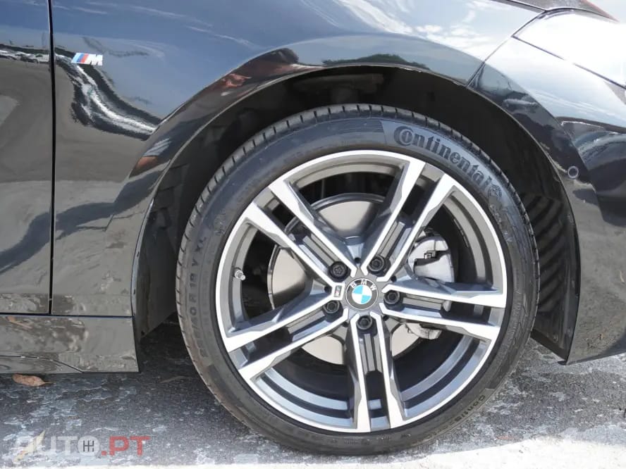 BMW 116 d Pack Desportivo M