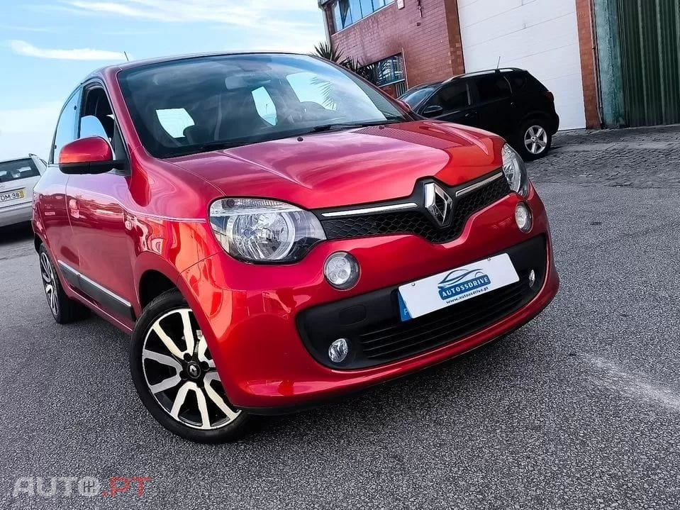 Renault Twingo 1.0 SCe Dynamique — fotografia 4