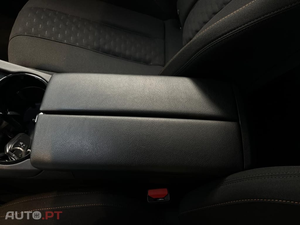 Peugeot 508 1.5 HDI  EAT8 Active Business