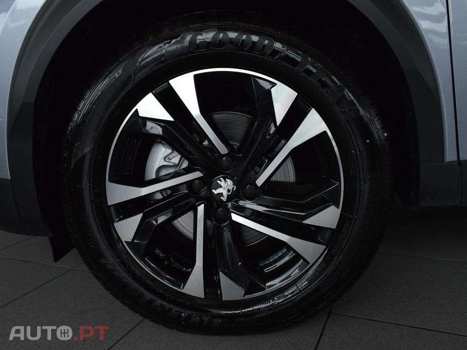 Peugeot 2008 1.5 BlueHDi GT EAT8