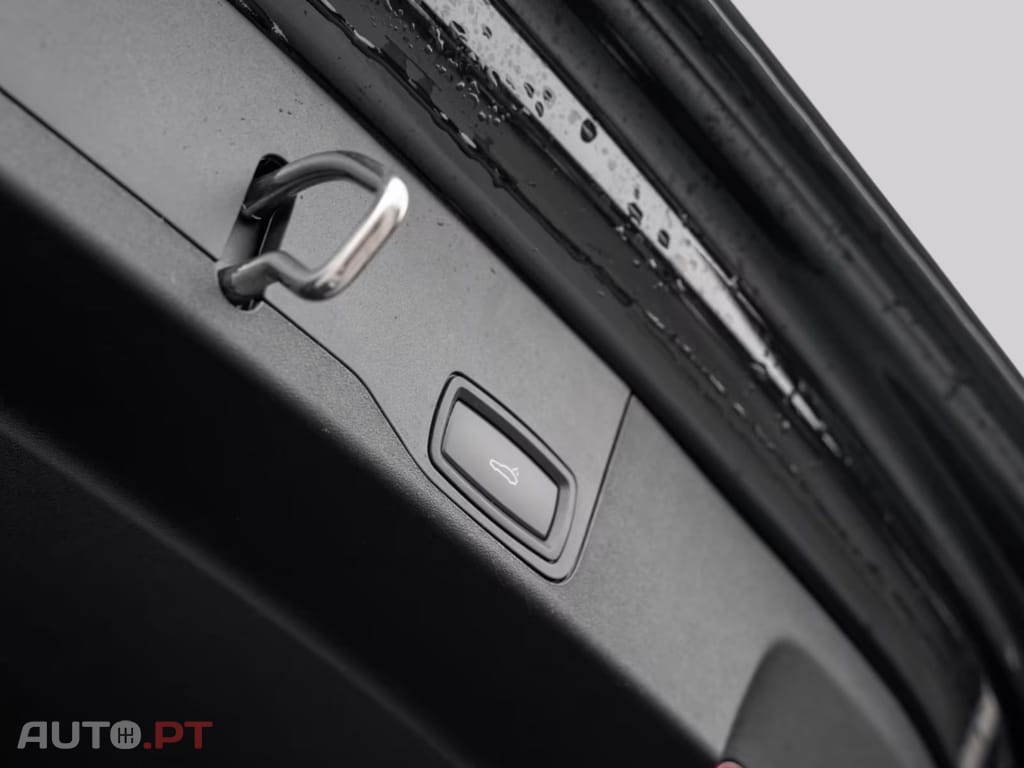 Porsche Taycan 4S I.V.A DEDUTÍVEL 
