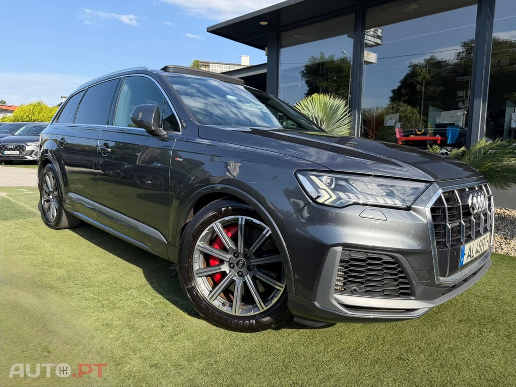 Audi Q7 60 TFSIe quattro S line Tiptronic