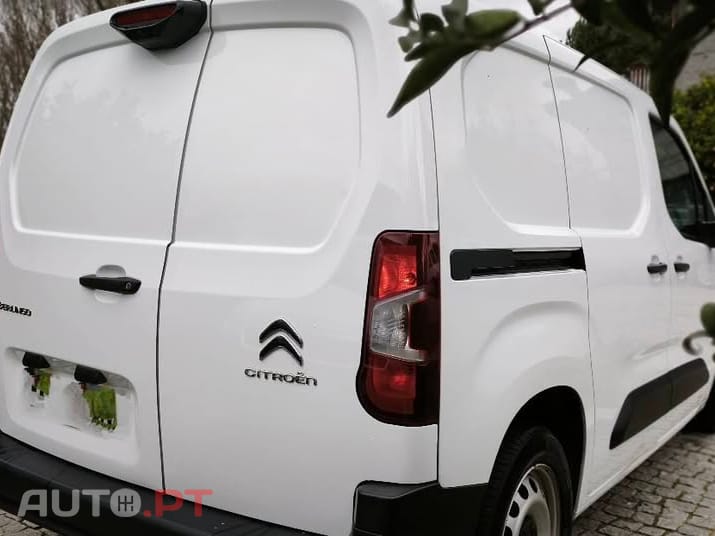 Citroen Berlingo 1.5 HDI 131cv Navi Extras