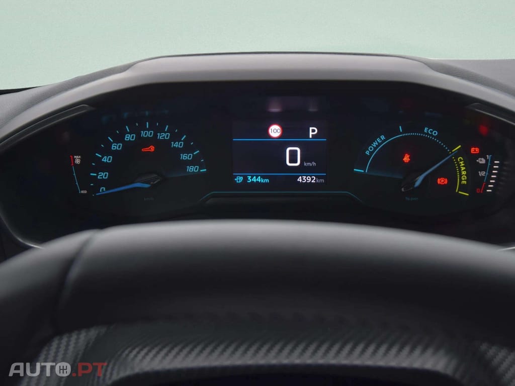 Peugeot E-2008 54 kWh Active EAT8