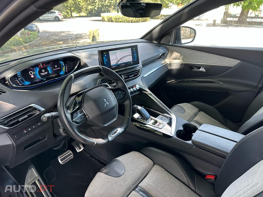 Peugeot 3008 1.6 Hybrid GT Pack e-EAT8