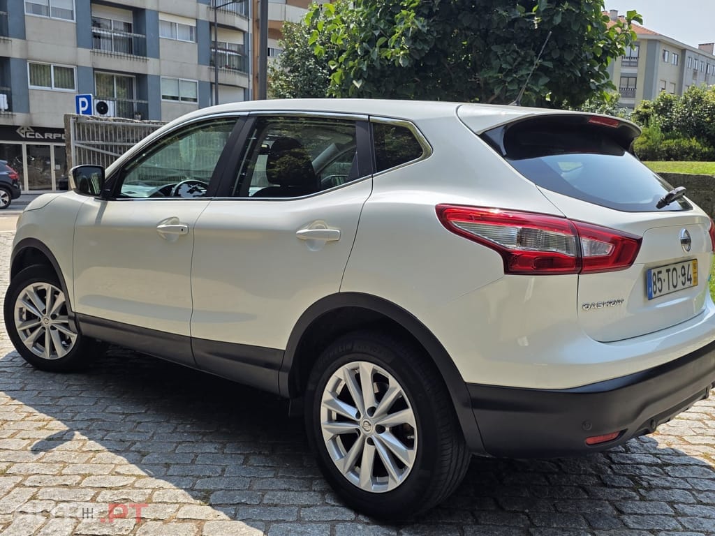 Nissan Qashqai 1.5 dCi N-Connecta