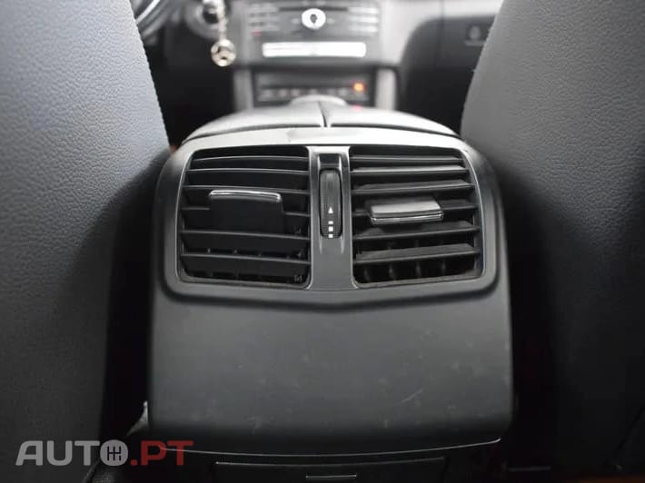 Mercedes-Benz E 300 Bluetec Hybrid Avantgarde