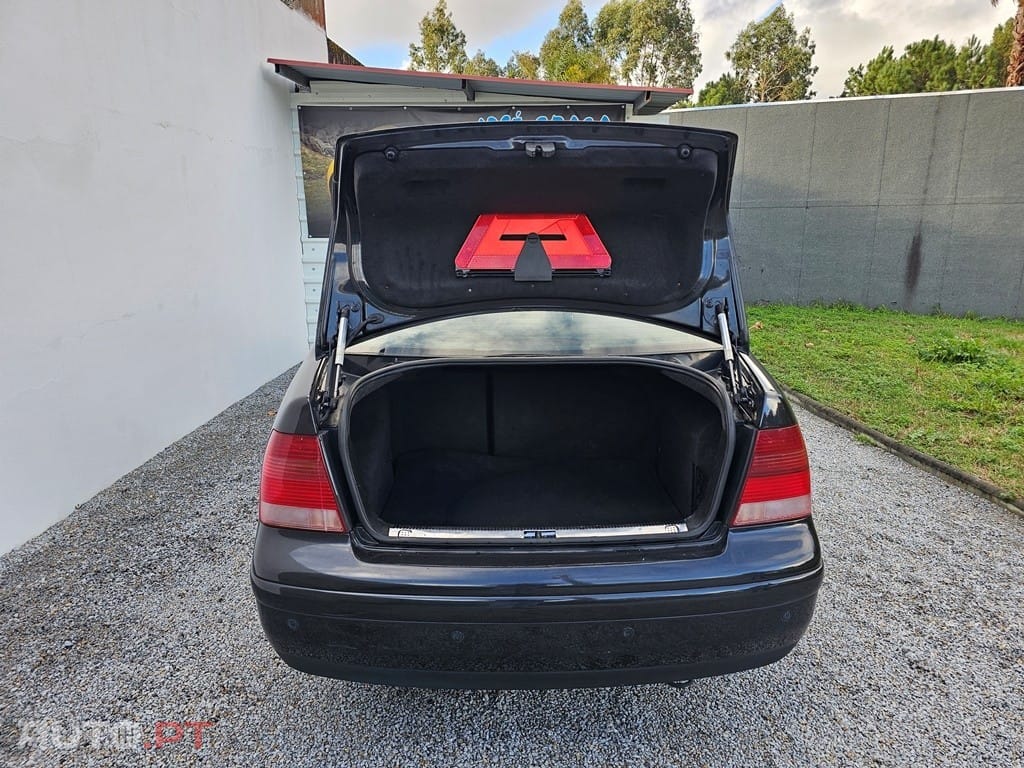 Volkswagen Bora 1.9 TDi Confortline