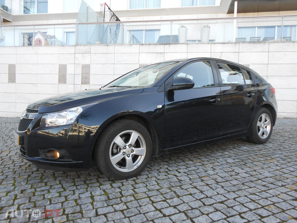 Chevrolet Cruze 1.6 I LT