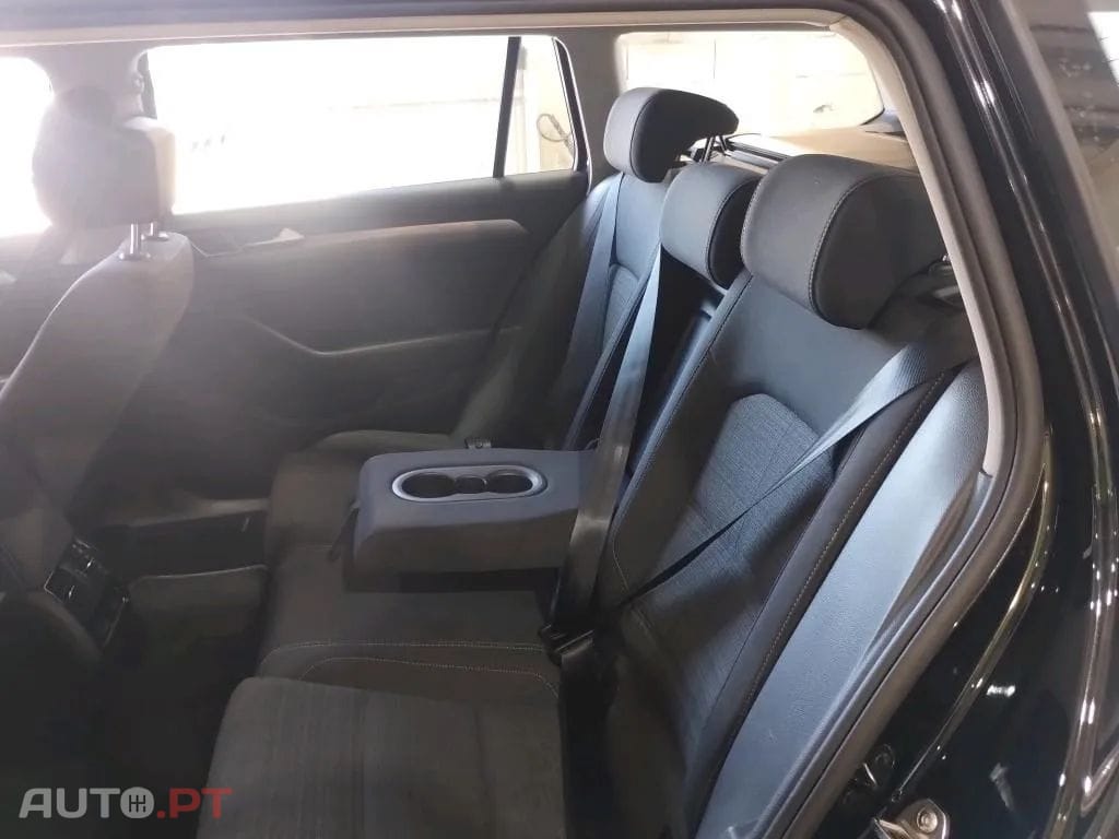 Volkswagen Passat Variant 2.0 TDi Business DSG