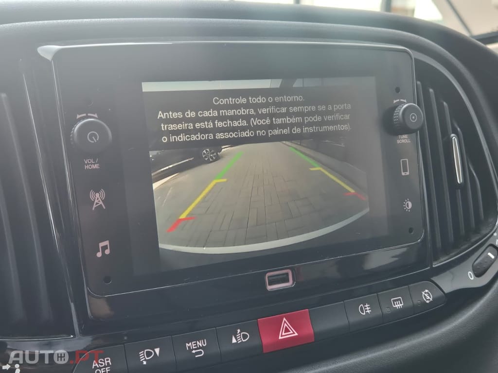 Fiat Doblo 1.6 M-Jet SX (3 Lug. )