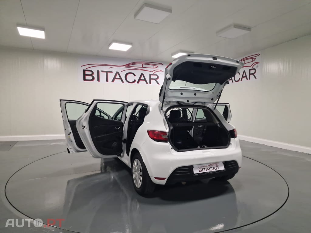 Renault Clio SOCIETE 1.5 DCI ZEN IVA DEDUTÍVEL