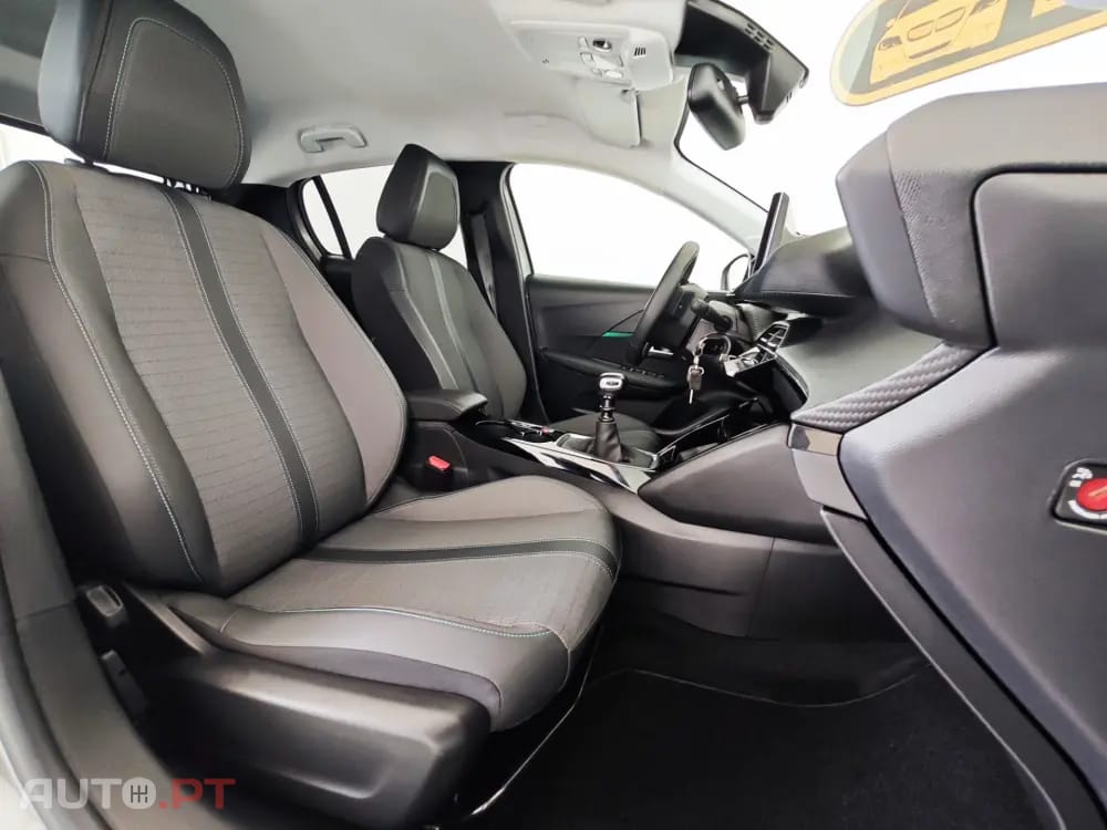Peugeot 208 1.2 PureTech Allure Pack