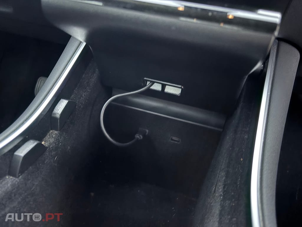 Tesla Model 3 Standard Range Plus RWD