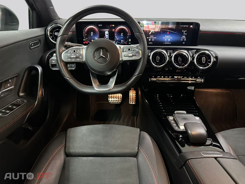 Mercedes-Benz A 250 I.V.A DEDUTIVEL AMG