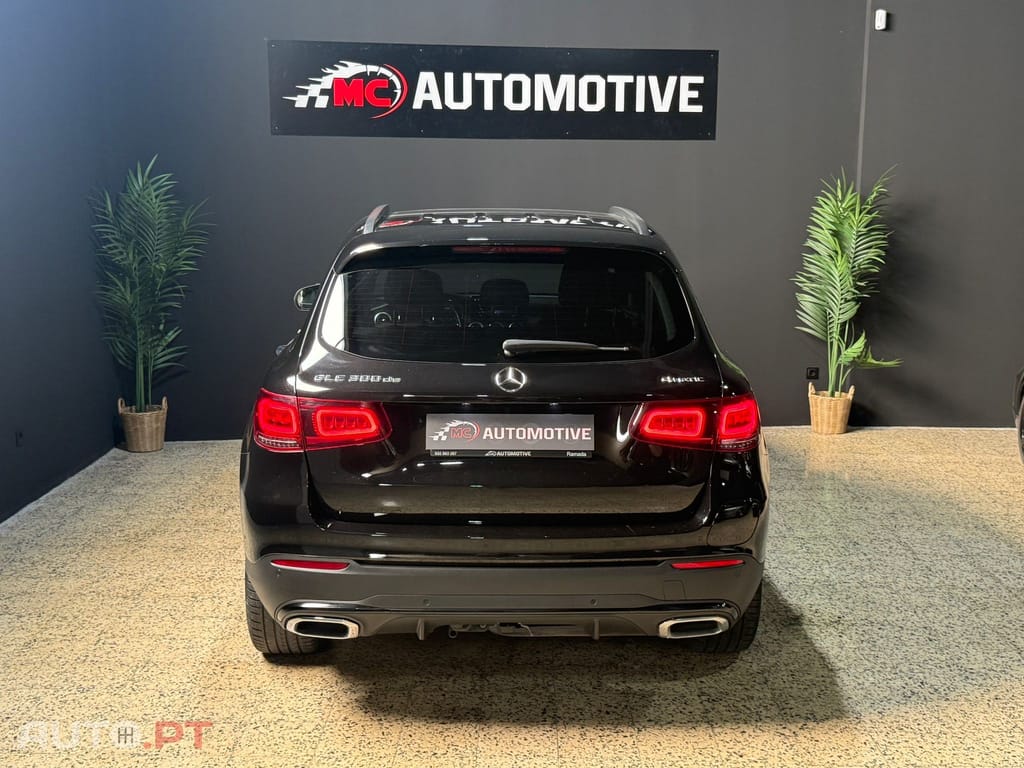 Mercedes-Benz GLC 300 de 4Matic 9G-TRONIC AMG Line
