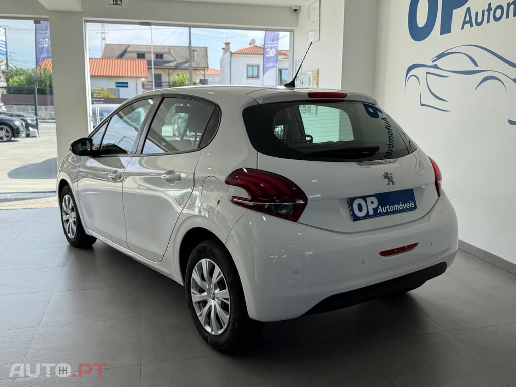 Peugeot 208 1.5 BlueHDi Active