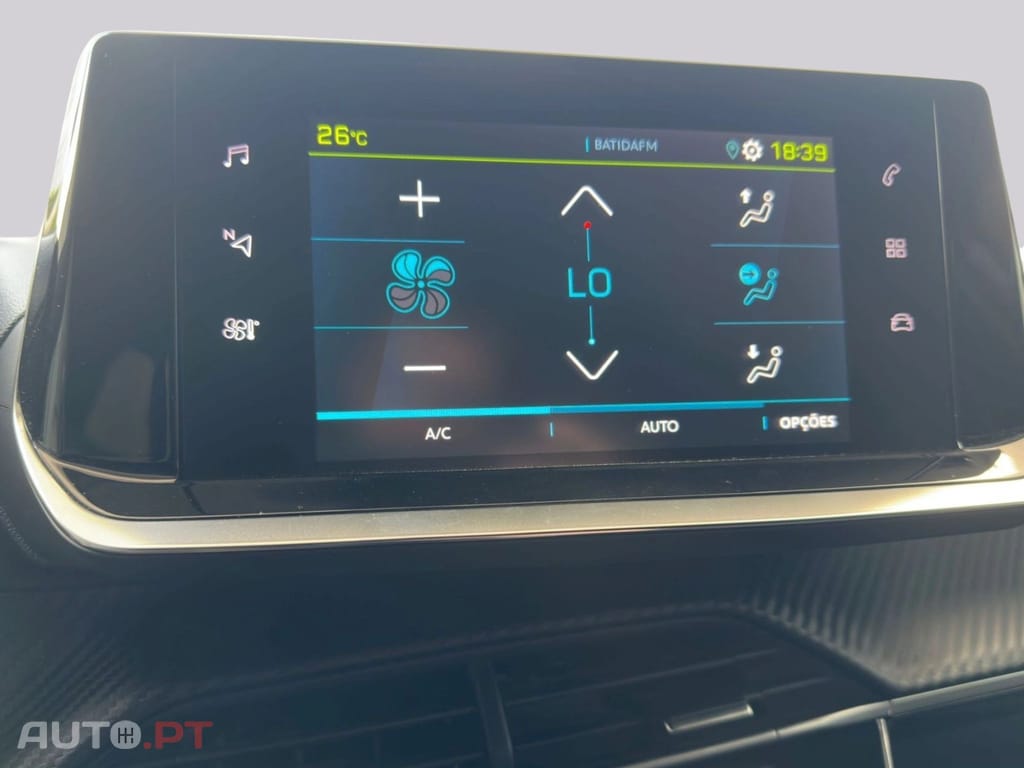 Peugeot E-2008 50 kWh Active Pack