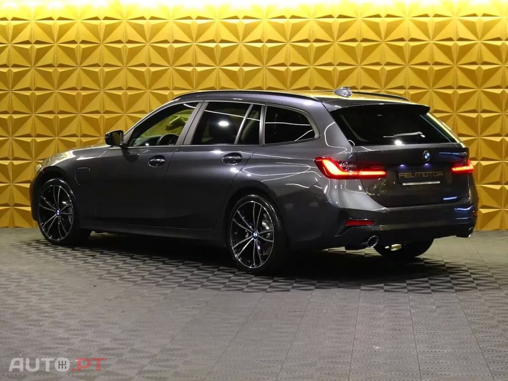 BMW 320 e Line Sport Auto