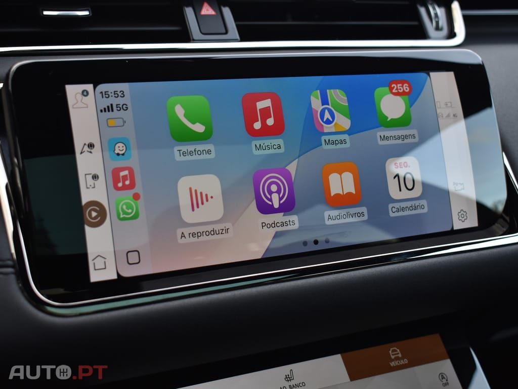 Land Rover Evoque 1.5 P300e AWD R-Dynamic SE Auto