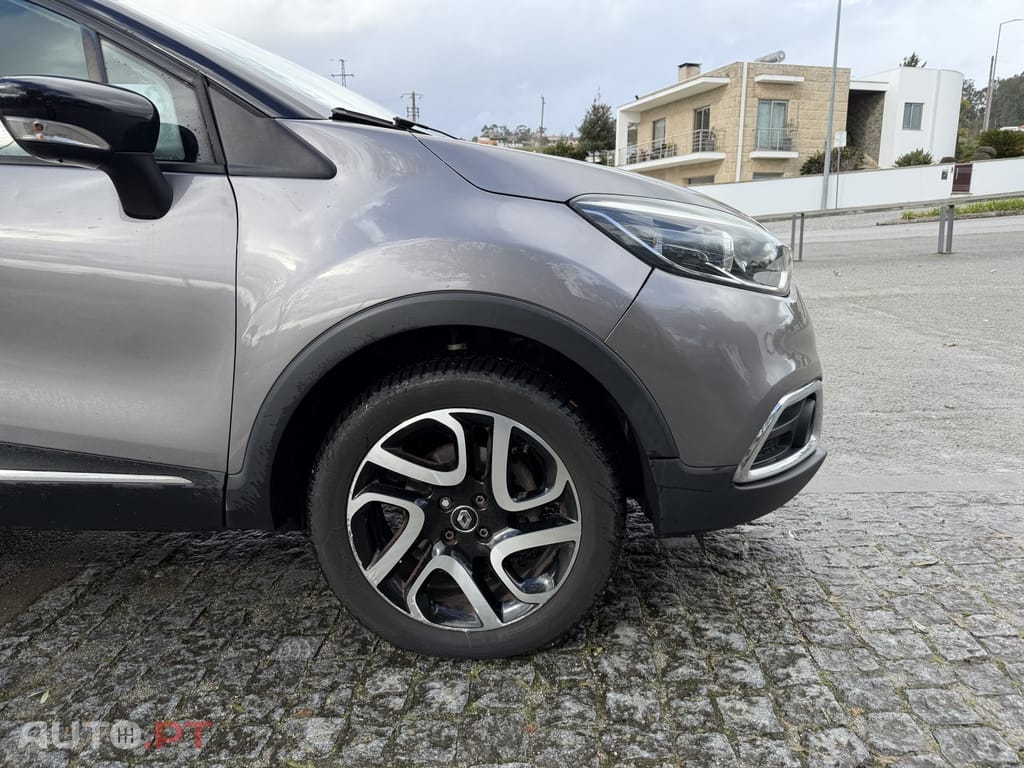 Renault Captur ENERGY TCe 120 Elysee