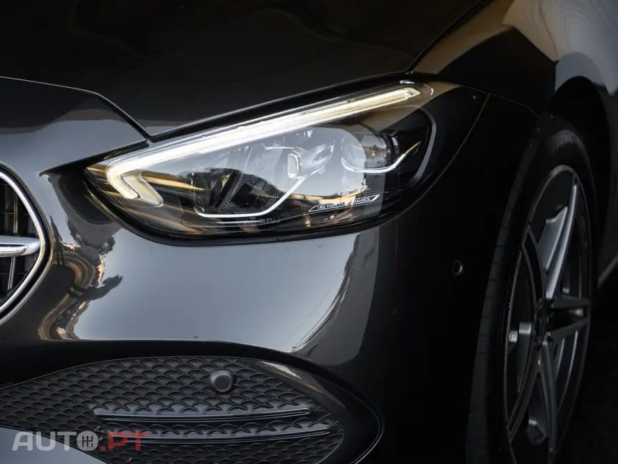 Mercedes-Benz C 300 e AMG Line