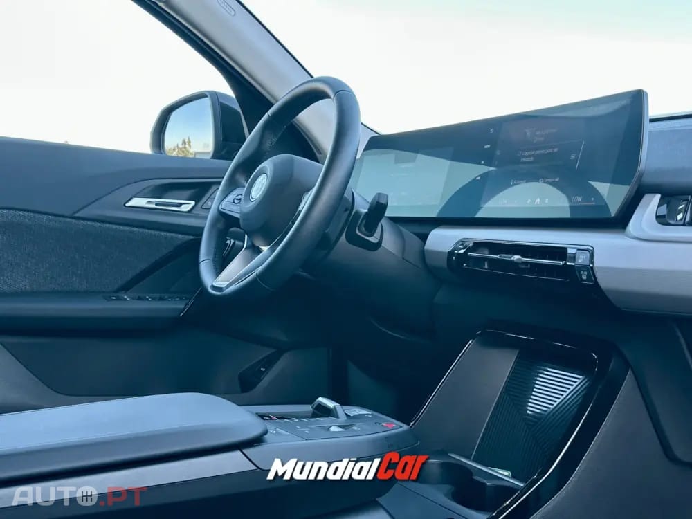 BMW iX2 eDrive20