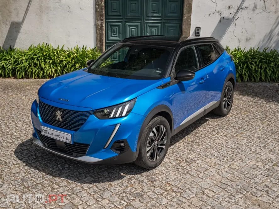 Peugeot E-2008 50 kWh GT