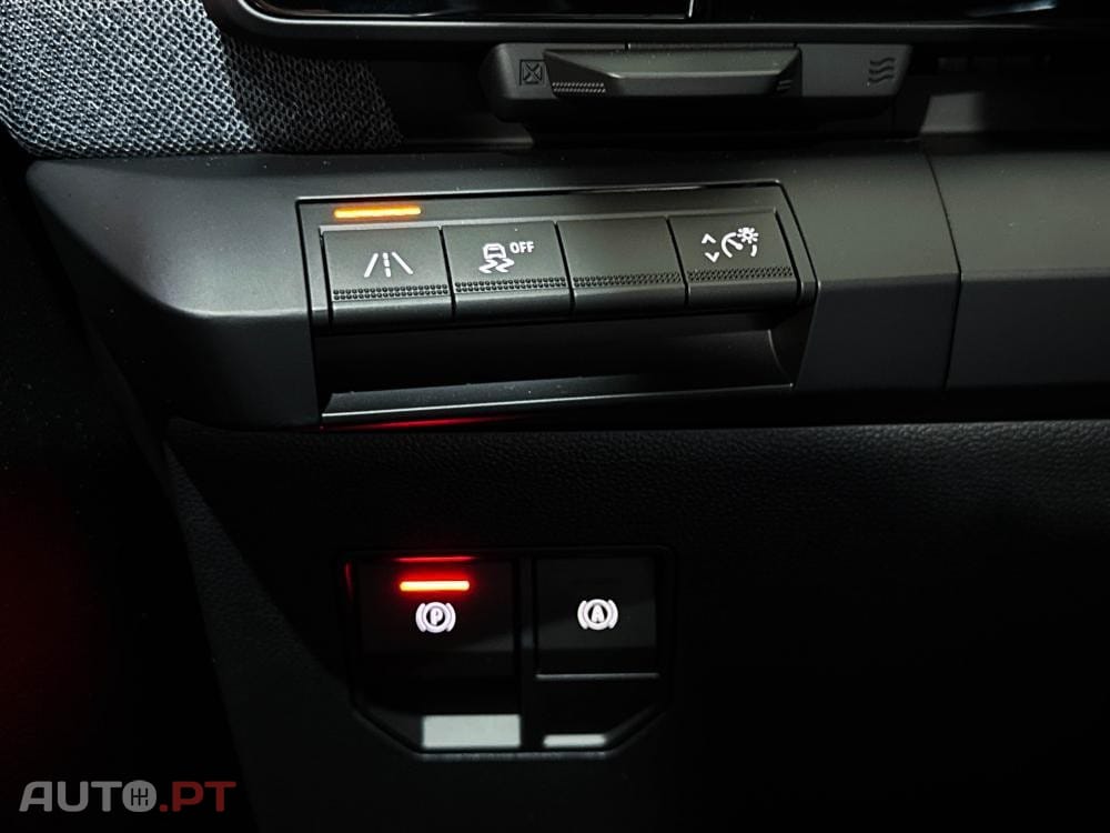 Renault Mégane E-Tech EV60 Techno — fotografia 38