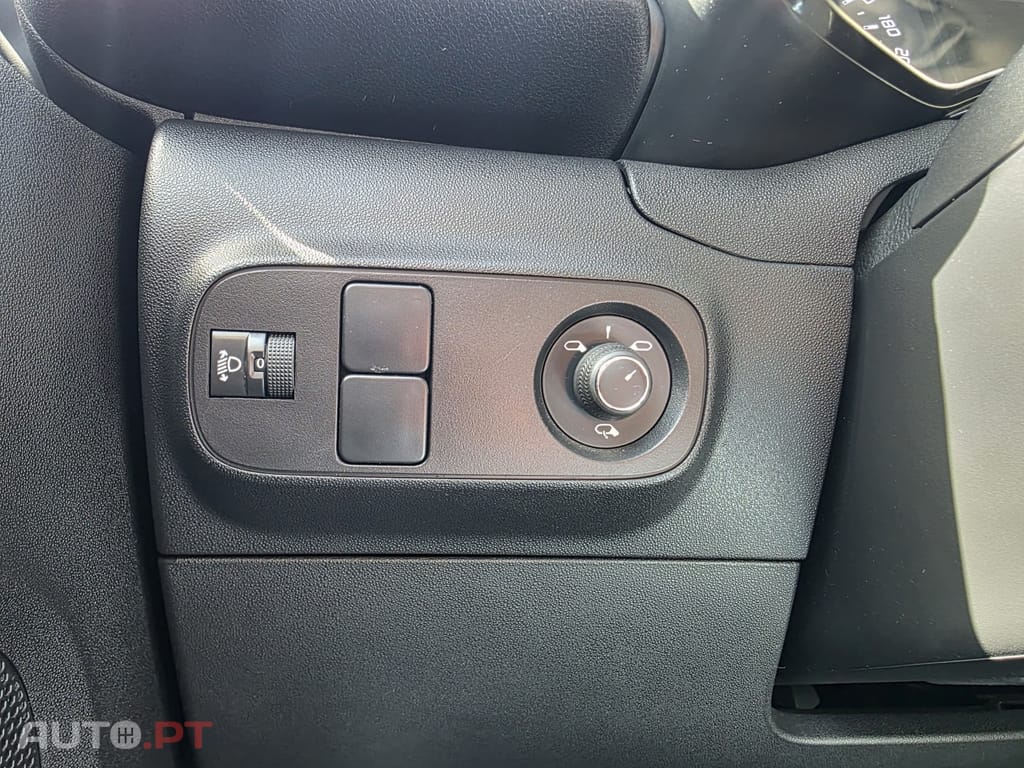 Citroen C3 1.2 PureTech C-Series