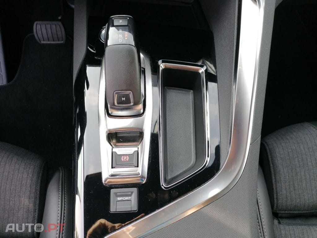 Peugeot 3008 I.V.A DEDUTIVEL 1.5 BlueHDi 130cv  GT-Line 