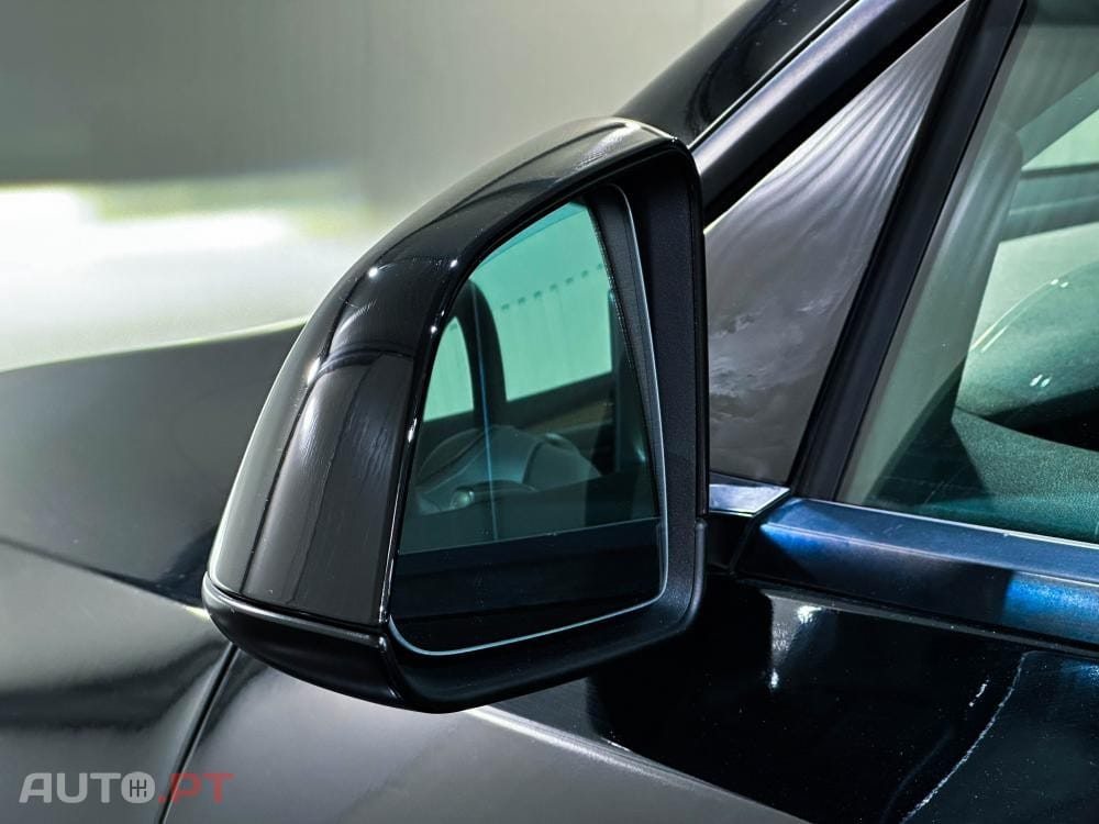 Tesla Model Y Long Range Dual Motor AWD