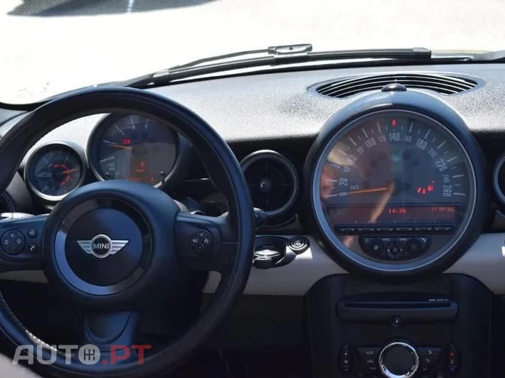 MINI Cooper D