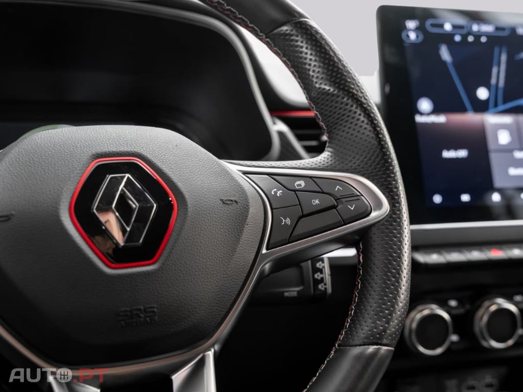 Renault Arkana R.S Line E-TECH I.V.A DEDUTIVEL