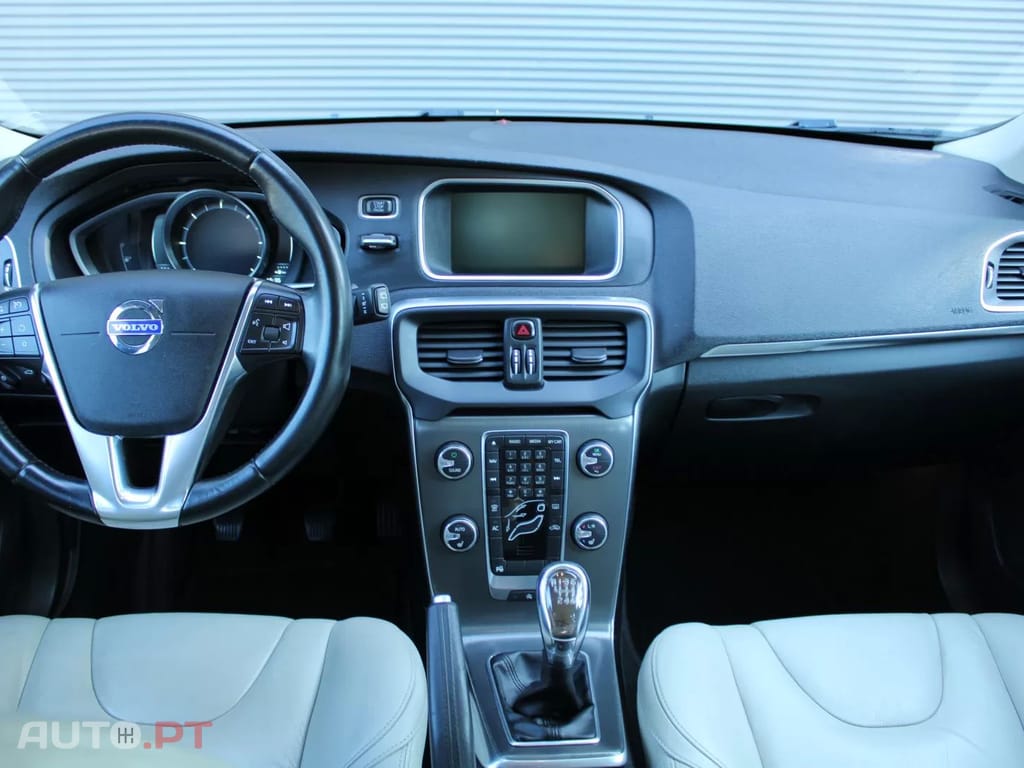 Volvo V40 1.6 D2 Momentum Eco