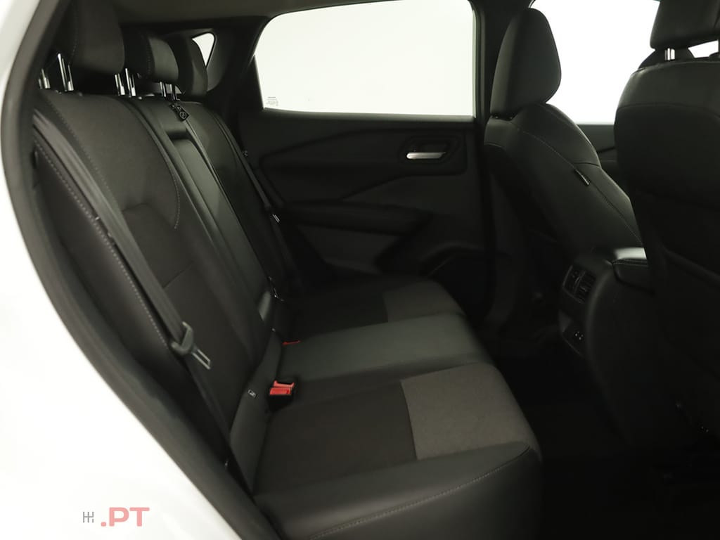 Nissan Qashqai Qashqai 1.3 DIG-T N-Connecta LED Xtronic
