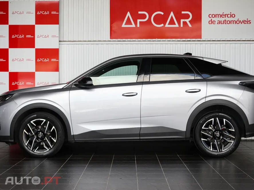 Peugeot 3008 1.2 Hybrid Allure e-DCS6