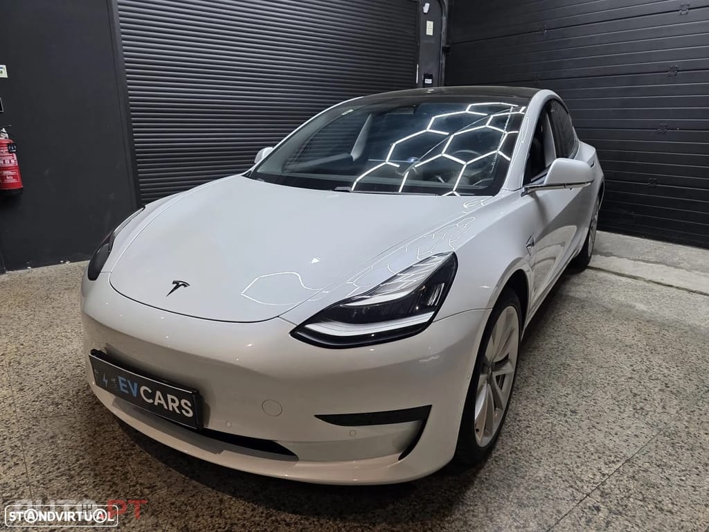 Tesla Model 3 Standard Range Plus RWD