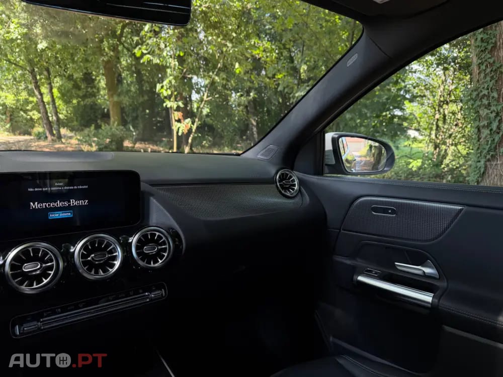 Mercedes-Benz GLA 250 e 8G-DCT Special Edition