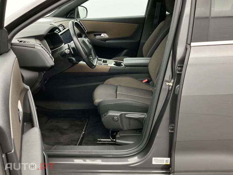 DS DS7 Crossback 1.5 BlueHDi Business EAT8