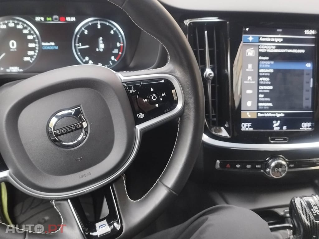 Volvo V60 D4 R design